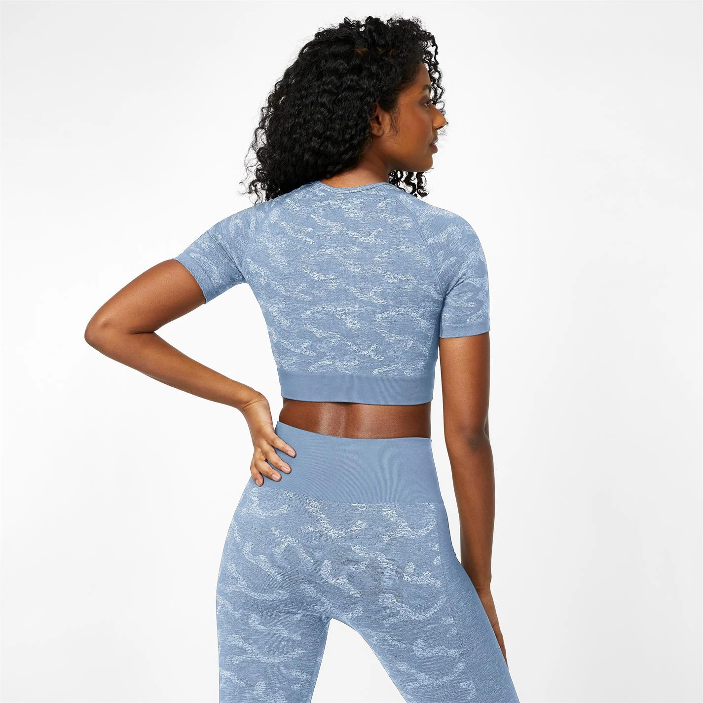 Everlast Seamless Camo Crop Top 4 Everlast Seamless Camo Crop Top - Image 2